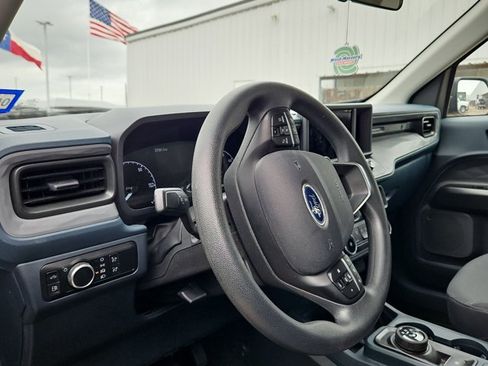 Used 2024 Ford Maverick XL image 9