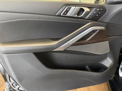 Used 2024 BMW X6 xDrive40i image 26