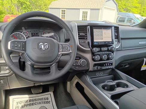 New 2026 RAM 1500 Big Horn AWD/4WD image 10