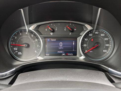 Used 2021 Chevrolet Equinox LT FWD image 29