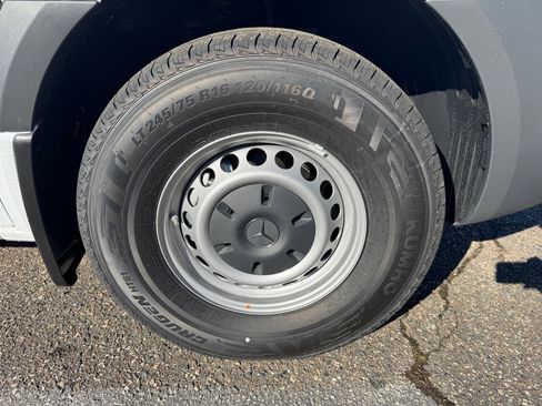 New 2026 Mercedes-Benz Sprinter 2500 image 27