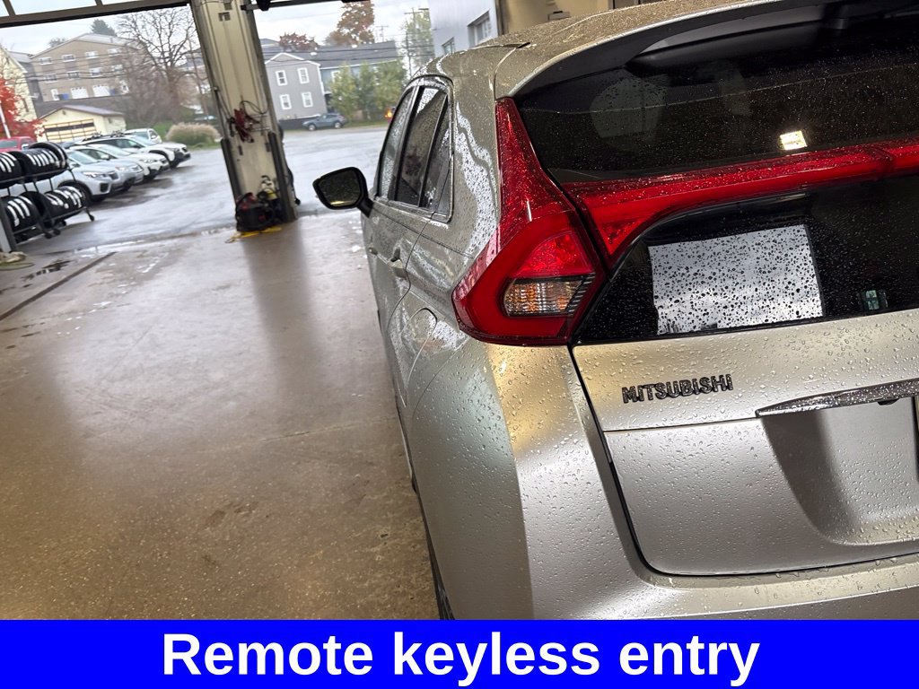 Used 2018 Mitsubishi Eclipse Cross SEL AWD/4WD image 4