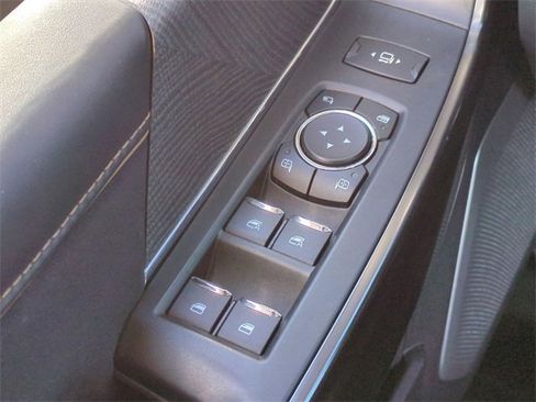 Used 2024 Ford F350 Platinum w/ FX4 Off-Road Package image 25