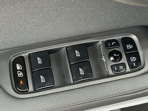 Used 2023 Polestar Polestar 2 w/ Pilot Pack image 15