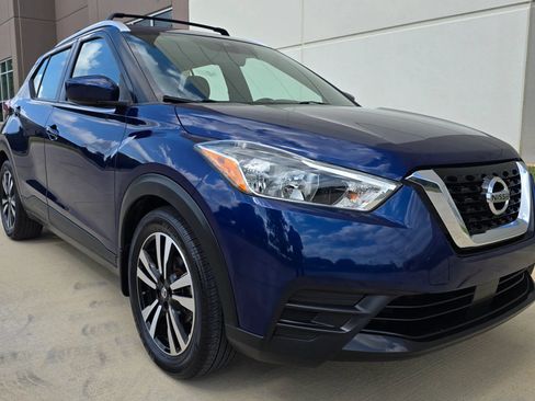 Used 2020 Nissan Kicks SV w/ Exterior Package FWD image 4