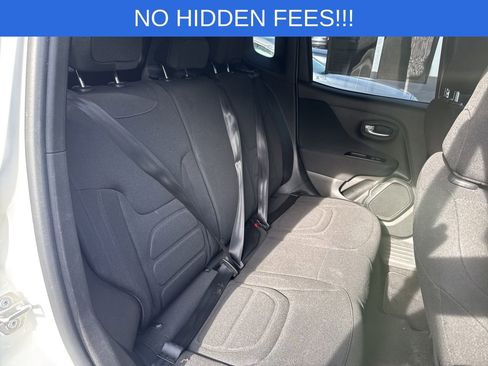 Used 2019 Jeep Renegade Latitude image 27