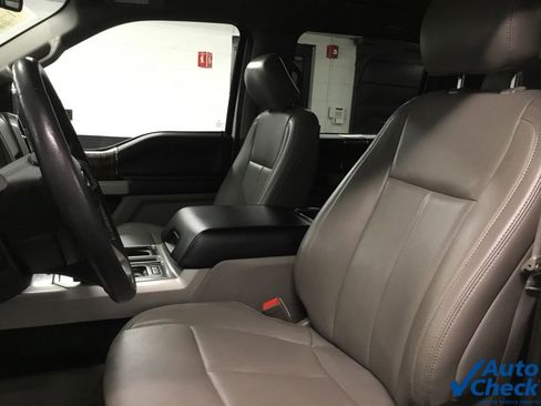 Used 2018 Ford F150 Lariat w/ Equipment Group 502A Luxury image 32