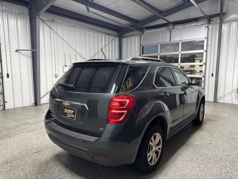 Used 2017 Chevrolet Equinox LT w/ Convenience Package FWD image 13