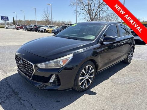 Used 2018 Hyundai Elantra GT image 8