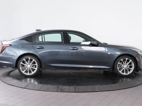 Used 2022 Cadillac CT5 Sport w/ Climate Package image 6