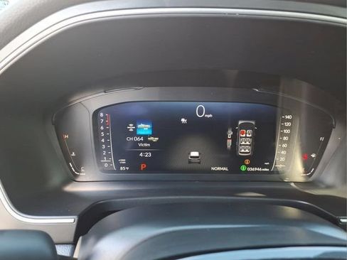 Used 2025 Honda Pilot Black Edition image 23