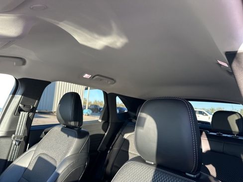 New 2026 Ford Escape SE image 14