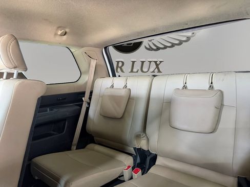 Used 2022 Toyota 4Runner SR5 Premium w/ Moonroof Package AWD/4WD image 15