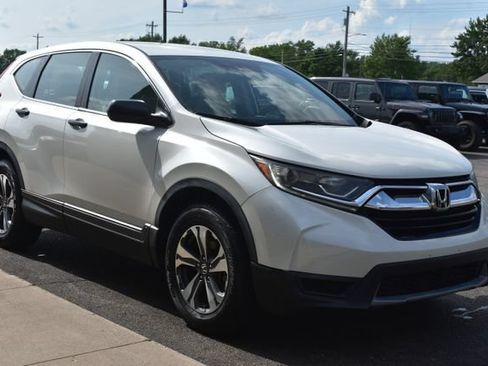Used 2017 Honda CR-V LX image 10