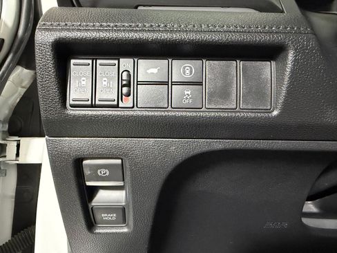 Used 2024 Honda Odyssey Sport image 23