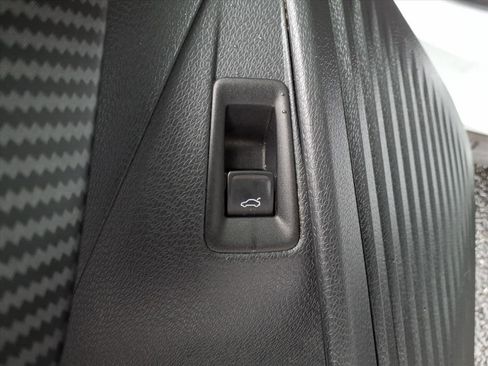 Used 2021 Volkswagen ID.4 Pro S image 12