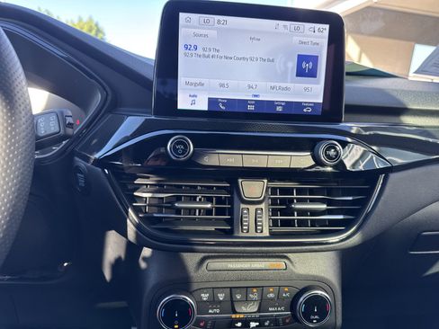 Used 2023 Ford Escape ST-Line image 26