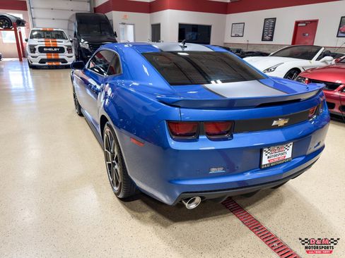 Used 2013 Chevrolet Camaro SS w/ Hot Wheels Special Edition RWD image 37