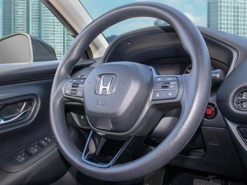 Certified 2024 Honda HR-V LX image 19