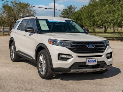 Used 2020 Ford Explorer XLT w/ Equipment Group 202A