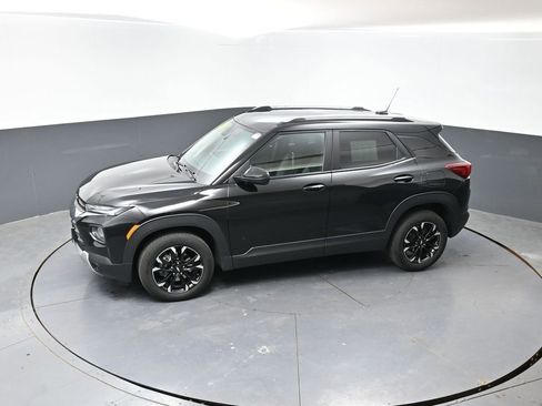 Used 2023 Chevrolet TrailBlazer LT w/ Convenience Package FWD image 47