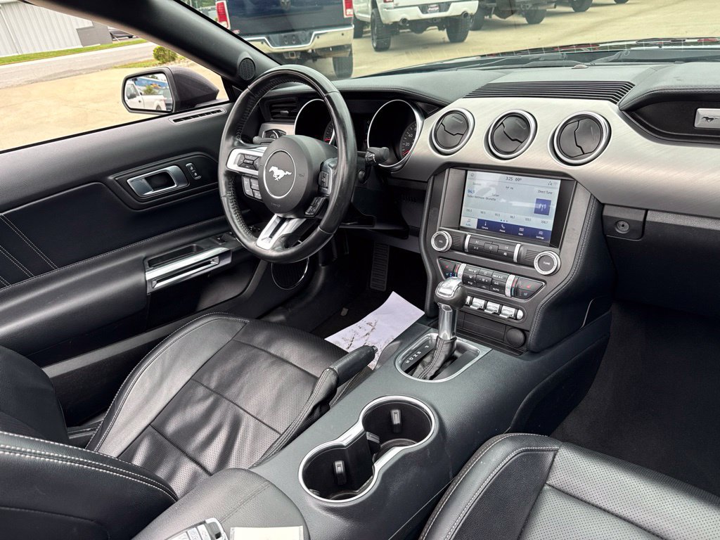 Used 2022 Ford Mustang Premium RWD image 12