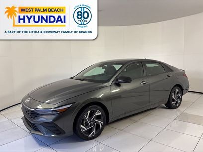 New 2025 Hyundai Elantra SEL