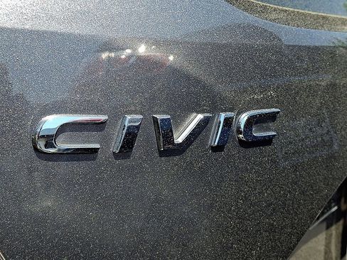 Used 2021 Honda Civic EX image 29