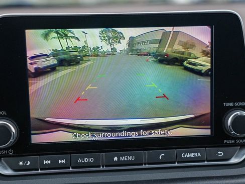 Used 2023 Nissan Rogue SV image 26