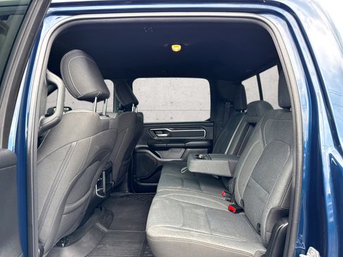 Used 2022 RAM 1500 Big Horn AWD/4WD image 9