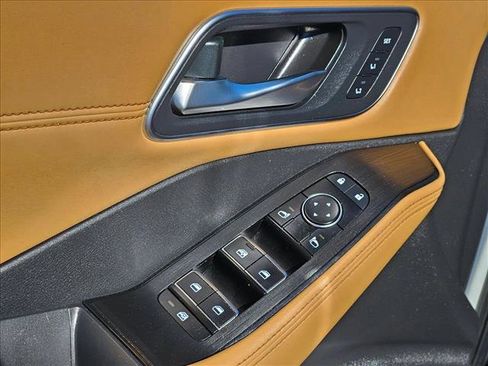 Used 2023 Nissan Rogue Platinum w/ Platinum Premium Package image 10