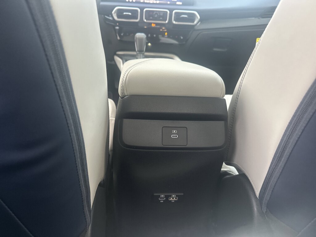 New 2026 Nissan Sentra SL w/ Floor Mat Package FWD image 13