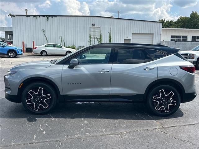 Certified 2023 Chevrolet Blazer RS w/ Driver Confidence II Package FWD image 7
