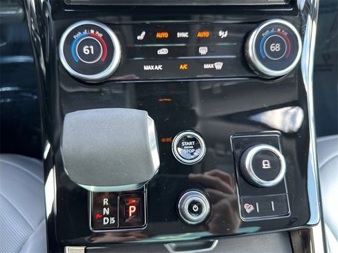 Used 2023 Land Rover Range Rover Sport SE image 21