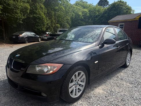 Used 2007 BMW 328i Sedan RWD image 3