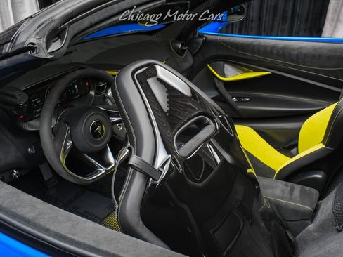 Used 2024 McLaren 750S Spider image 22