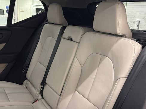 New 2026 Volvo XC40 B5 Ultra w/ Climate Package image 26