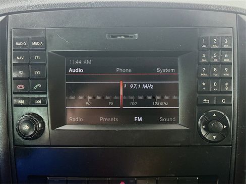 Used 2016 Mercedes-Benz Metris Passenger image 17