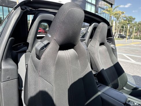 Used 2017 MAZDA MX-5 Miata RF Club image 45