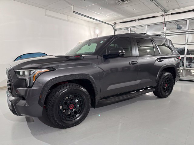 Used 2024 Toyota Sequoia TRD Pro AWD/4WD image 4