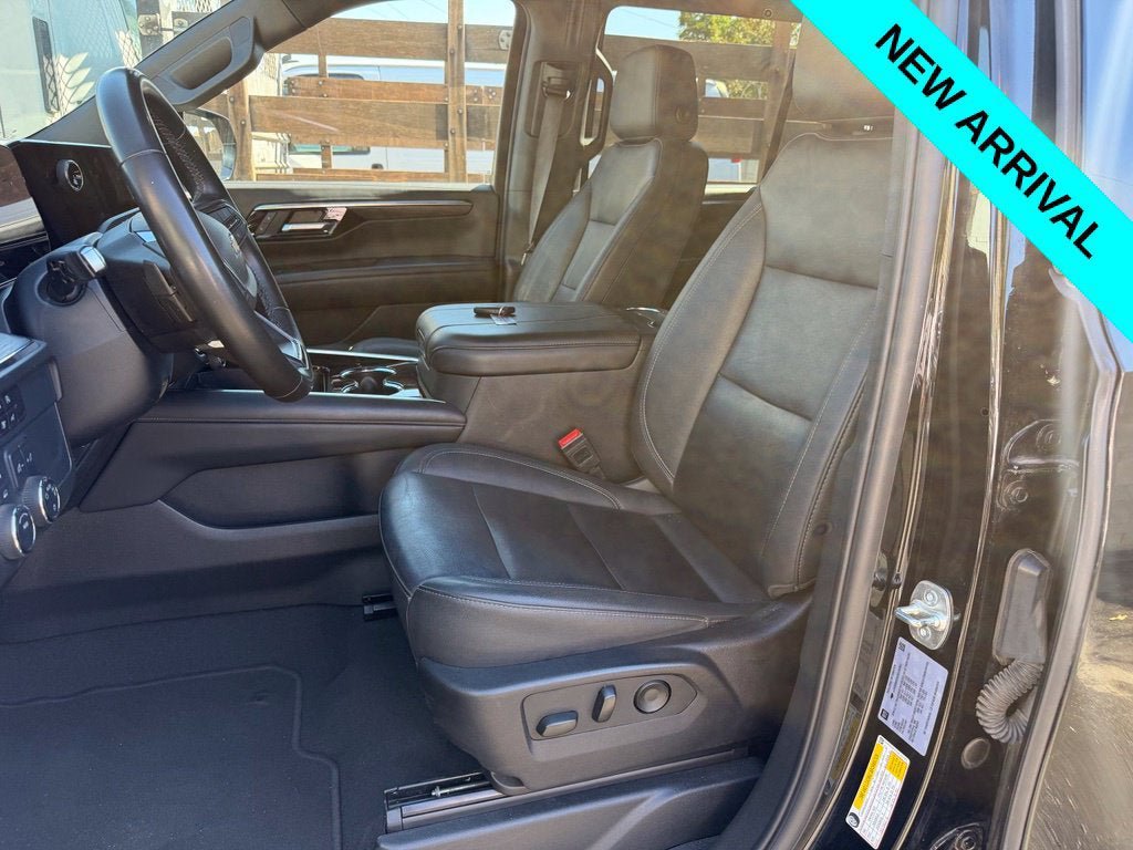 Used 2025 Chevrolet Tahoe LT AWD/4WD image 6