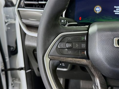 Used 2022 Jeep Grand Cherokee Limited 4xe image 23