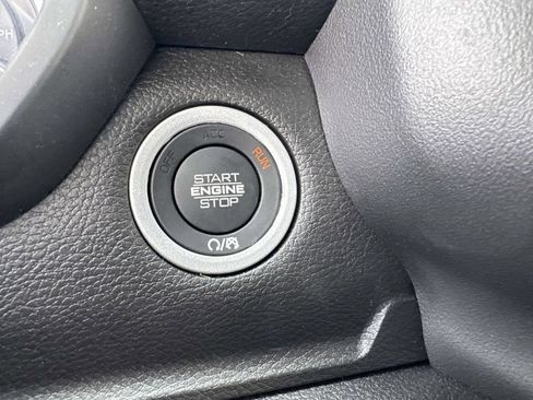 Used 2022 RAM 1500 Big Horn AWD/4WD image 29