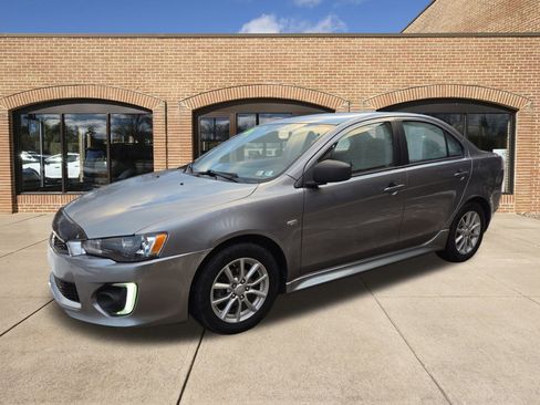 Used 2016 Mitsubishi Lancer ES image 7