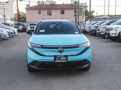 New 2026 Nissan Leaf Platinum+ image 2