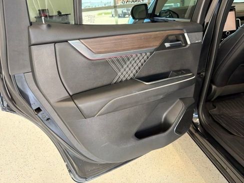 Used 2024 GMC Acadia Denali w/ Super Cruise Package AWD/4WD image 46