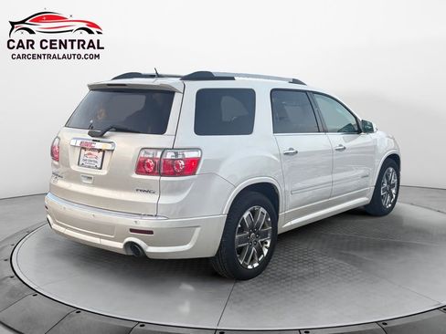 Used 2011 GMC Acadia Denali image 5