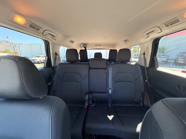 Used 2025 Nissan Pathfinder SV FWD image 43