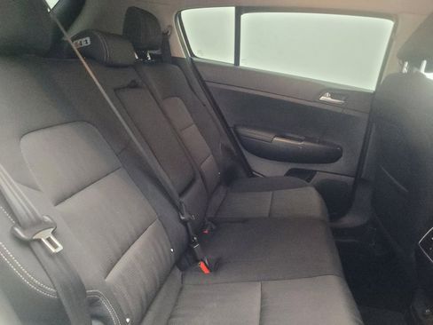 Used 2019 Kia Sportage LX FWD image 19