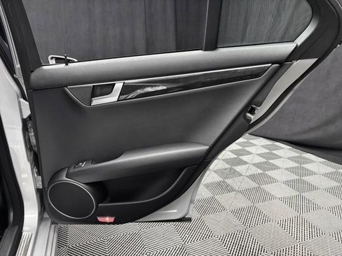 Used 2013 Mercedes-Benz C 300 Sport image 24